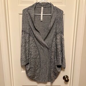 Lululemon Breeze Easy Wrap Gray Cashmere Blend Bat Wing Cardigan Sweater XS/S